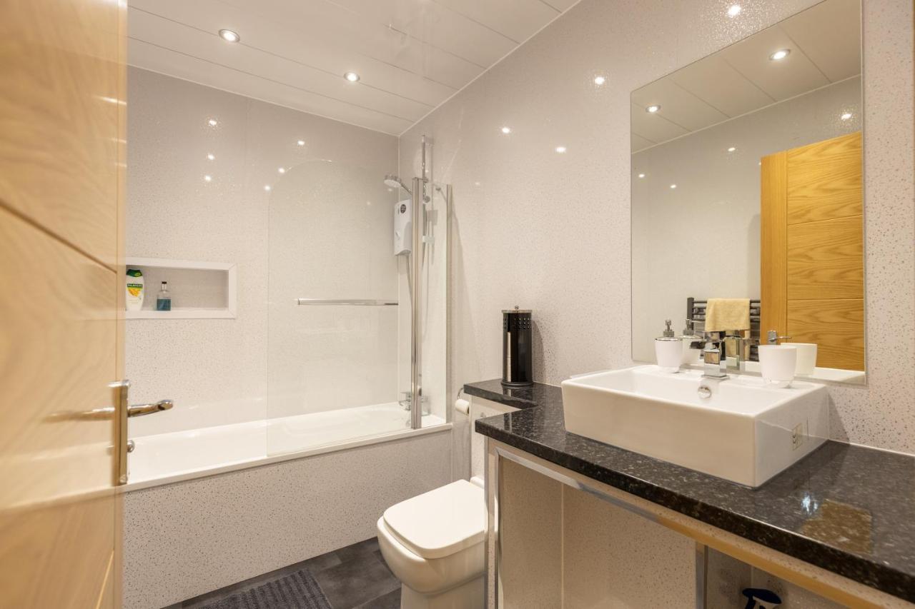 New 2 Bed Apartment With Stunning Views Of Arthur Seat Mountain Эдинбург Экстерьер фото